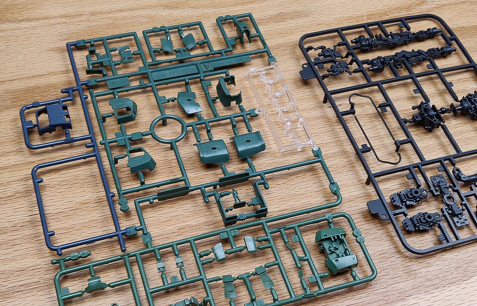 Gunpla Model Kit — Runner Set